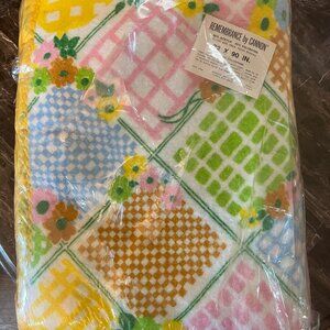 🌼🐥✨🛌 Vintage Cannon Patchwork Blanket – NOS – Twin/Full – 💛🐝✨🌈🌼